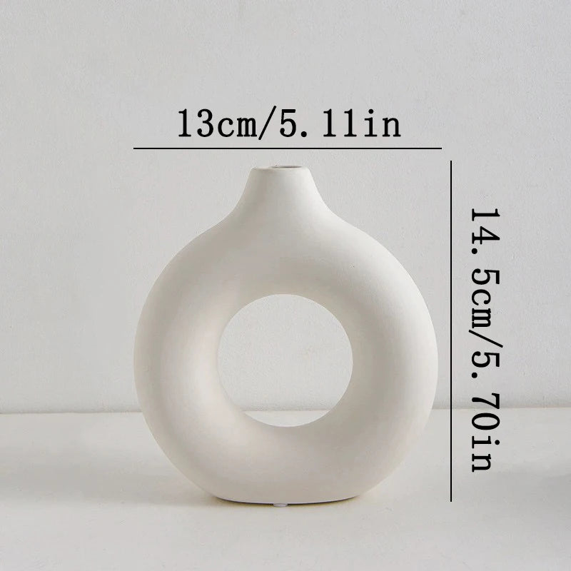 Ceramic Hollow Circle Vase – Modern Decorative Flower Vase